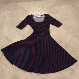 SOLD - LulaRoe Nicole dress size XS